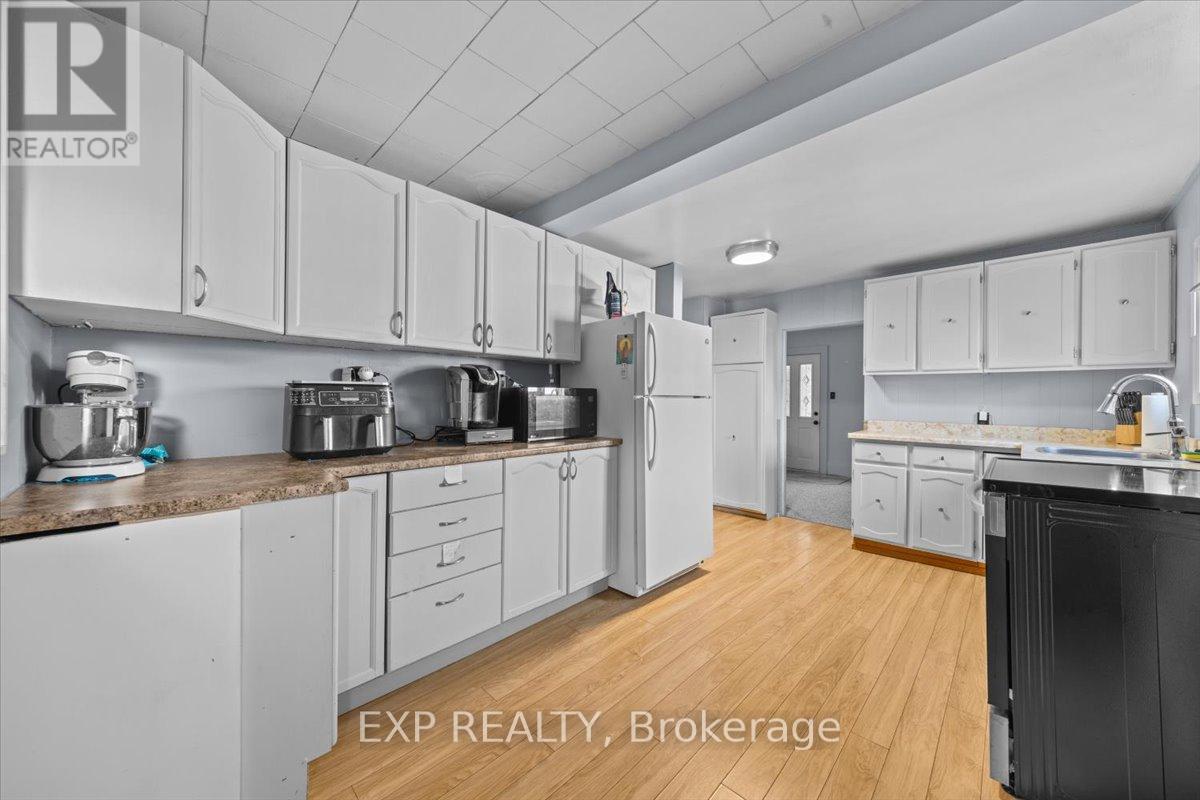 377 Lisgar Avenue, Renfrew, Ontario  K7V 3N3 - Photo 13 - X12692604