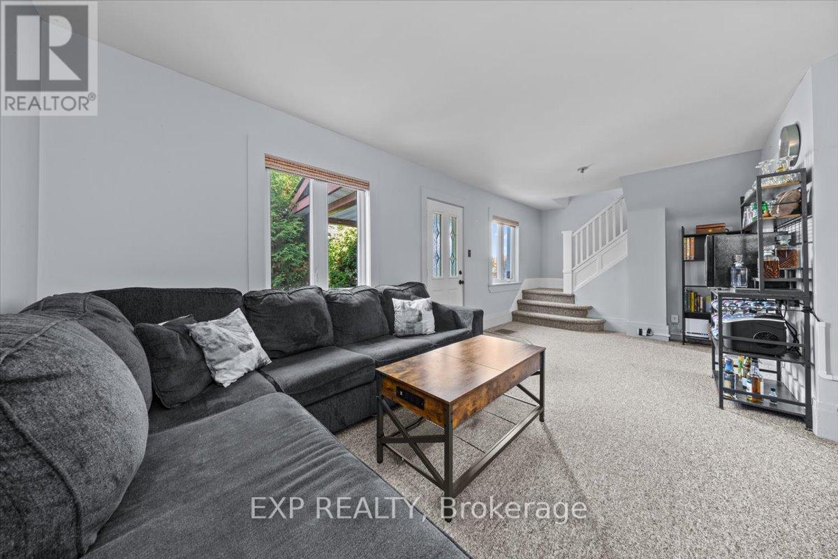 377 Lisgar Avenue, Renfrew, Ontario  K7V 3N3 - Photo 8 - X12692604