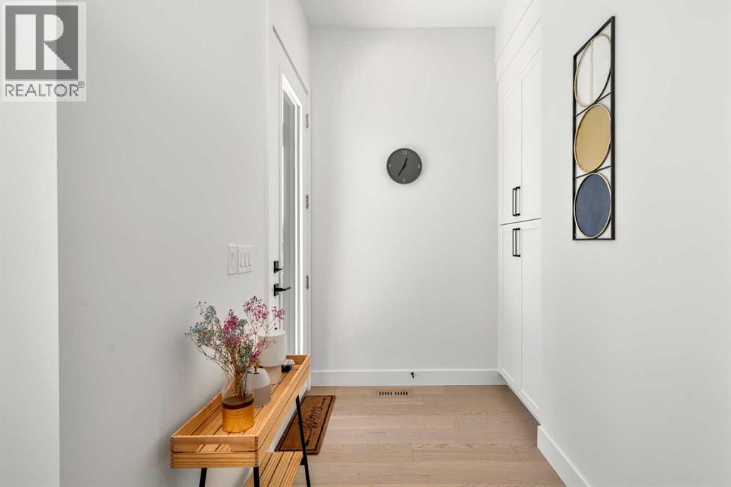 2503 20 Street Sw, Calgary, Alberta  T2T 4Z4 - Photo 6 - A2276283