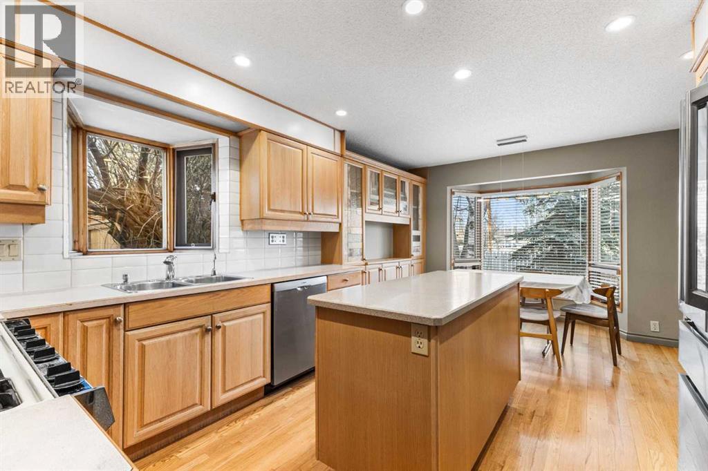 7008 Kenosee Place Sw, Calgary, Alberta  T2V 2L5 - Photo 10 - A2278651