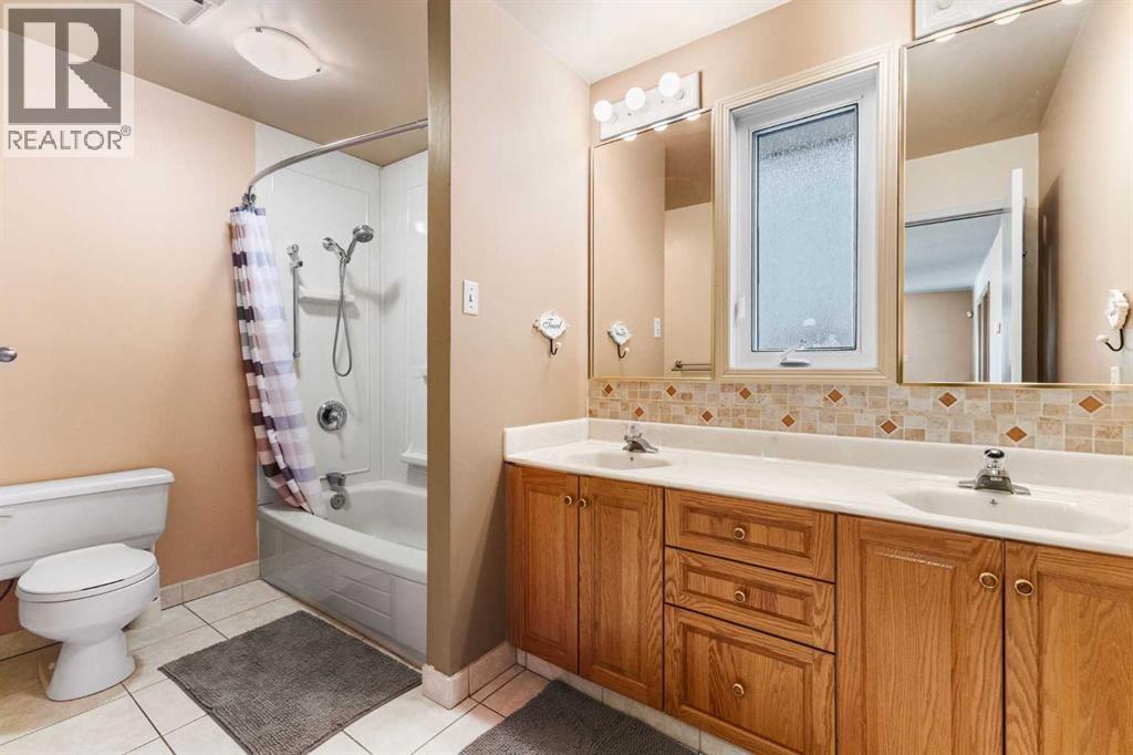 7008 Kenosee Place Sw, Calgary, Alberta  T2V 2L5 - Photo 35 - A2278651