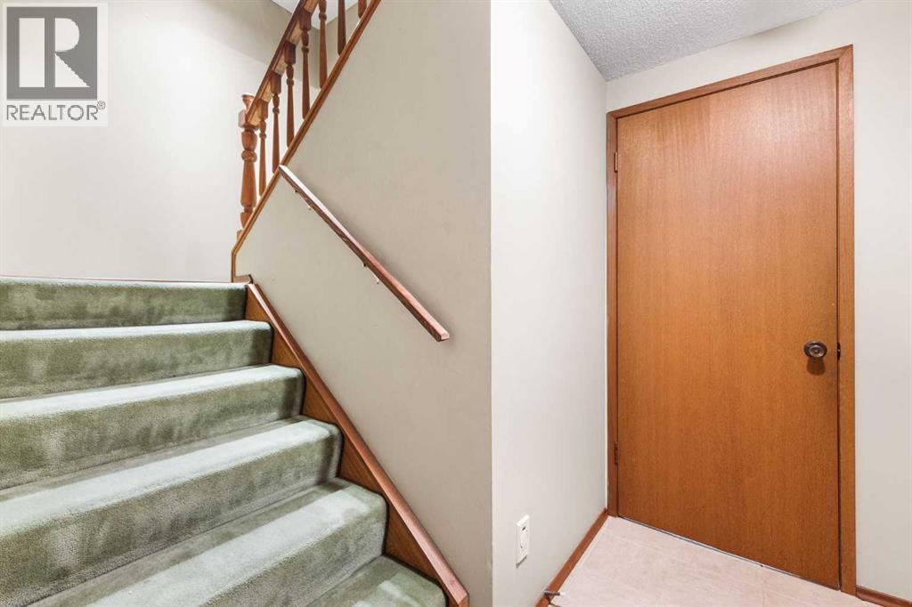 7008 Kenosee Place Sw, Calgary, Alberta  T2V 2L5 - Photo 37 - A2278651