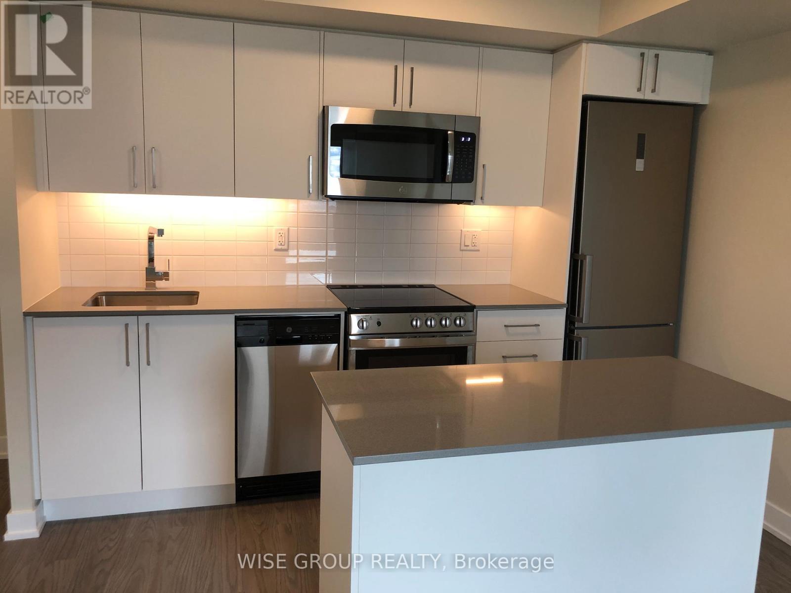 809 - 38 Monte Kwinter Court, Toronto, Ontario  M3H 0E2 - Photo 2 - C12692526