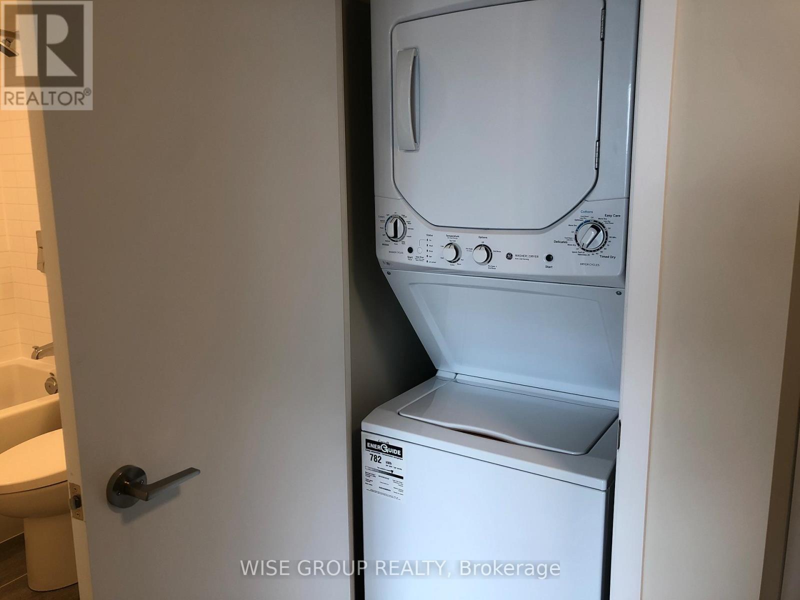 809 - 38 Monte Kwinter Court, Toronto, Ontario  M3H 0E2 - Photo 9 - C12692526