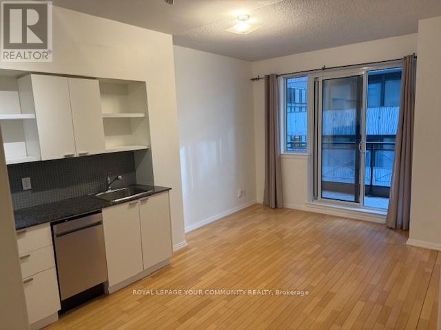 615 - 35 Hayden Street, Toronto, Ontario  M4Y 3C3 - Photo 3 - C12692618