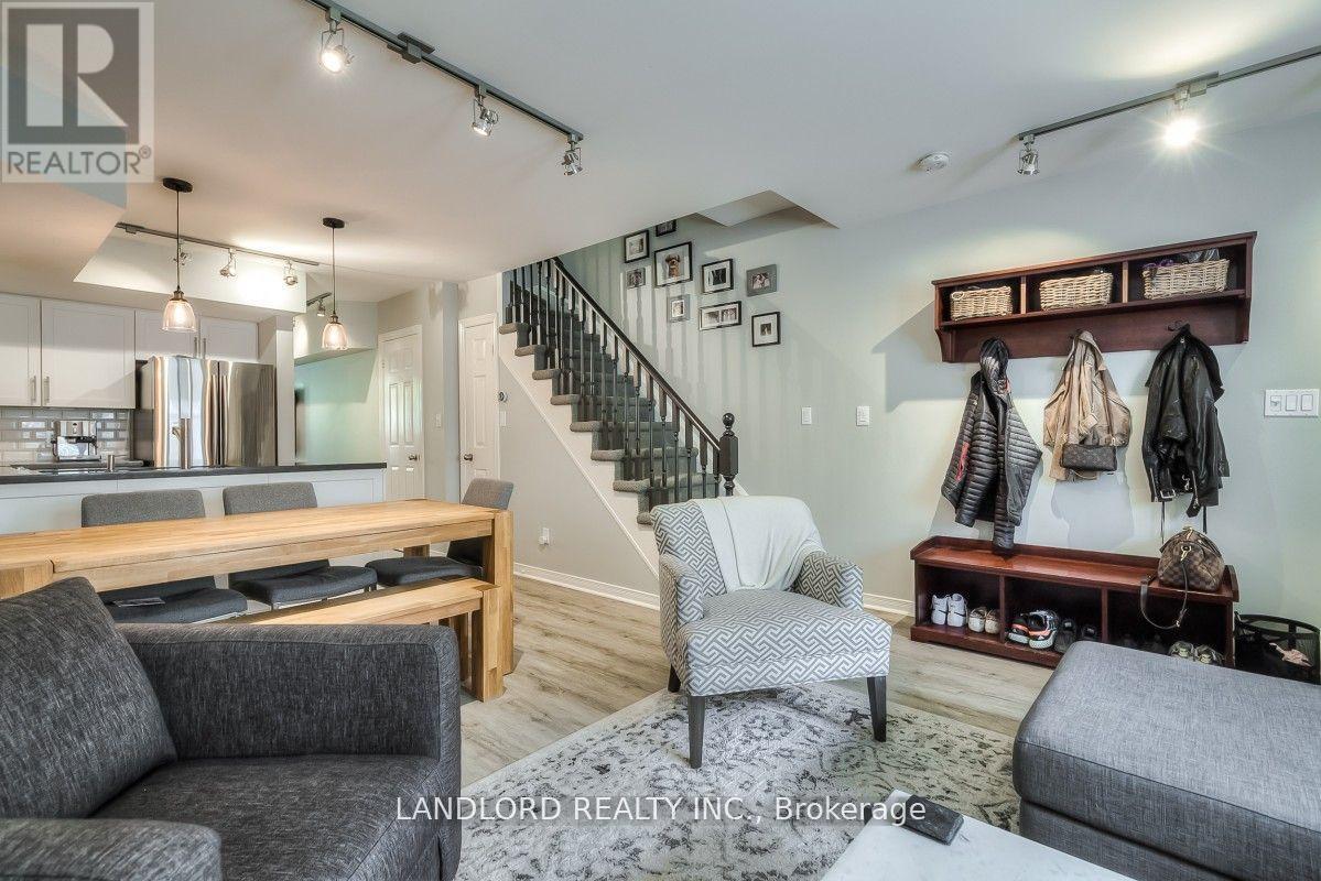 90 - 208 Niagara Street, Toronto, Ontario  M6J 3W5 - Photo 4 - C12692658