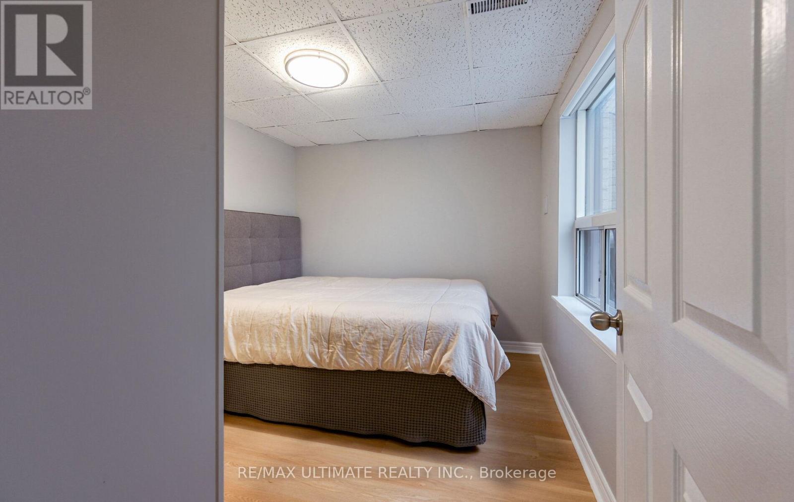 Main Floor - 60 Tineta Crescent, Toronto, Ontario  M1S 2Y6 - Photo 14 - E12692600