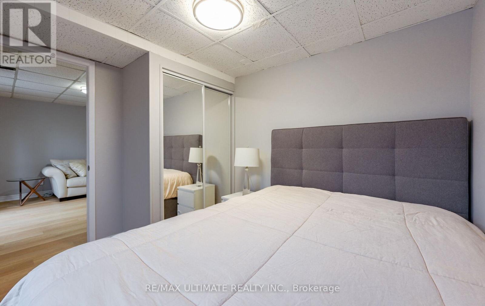 Main Floor - 60 Tineta Crescent, Toronto, Ontario  M1S 2Y6 - Photo 16 - E12692600