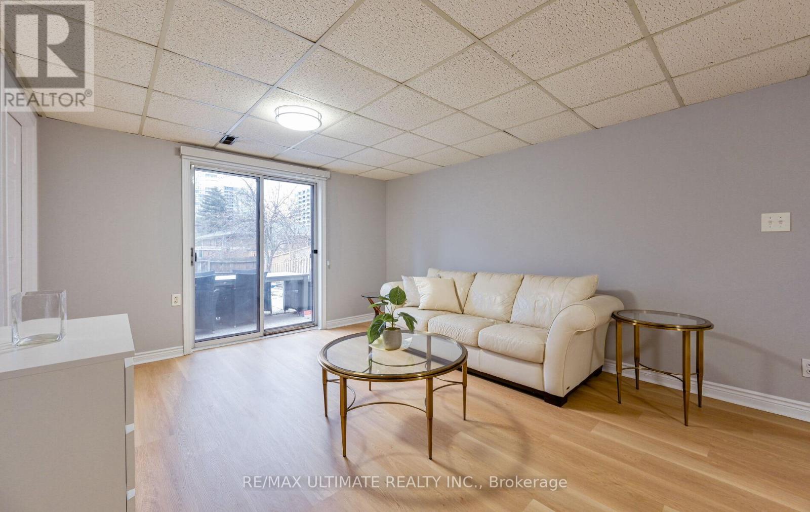 Main Floor - 60 Tineta Crescent, Toronto, Ontario  M1S 2Y6 - Photo 7 - E12692600