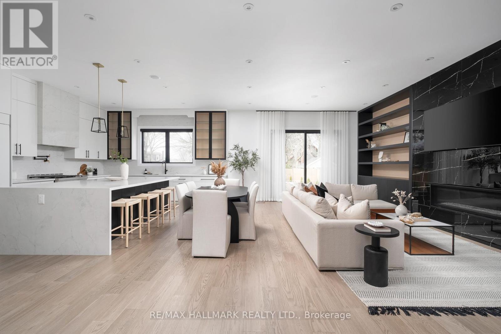 36 Karnwood Drive, Toronto, Ontario  M1L 2Z5 - Photo 9 - E12692656