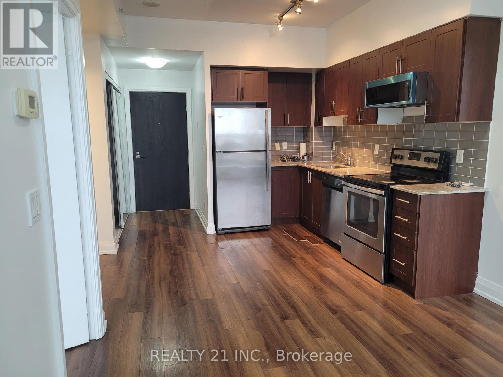 Ph 02 - 3520 Danforth Avenue, Toronto, Ontario  M1L 1E5 - Photo 8 - E12692668