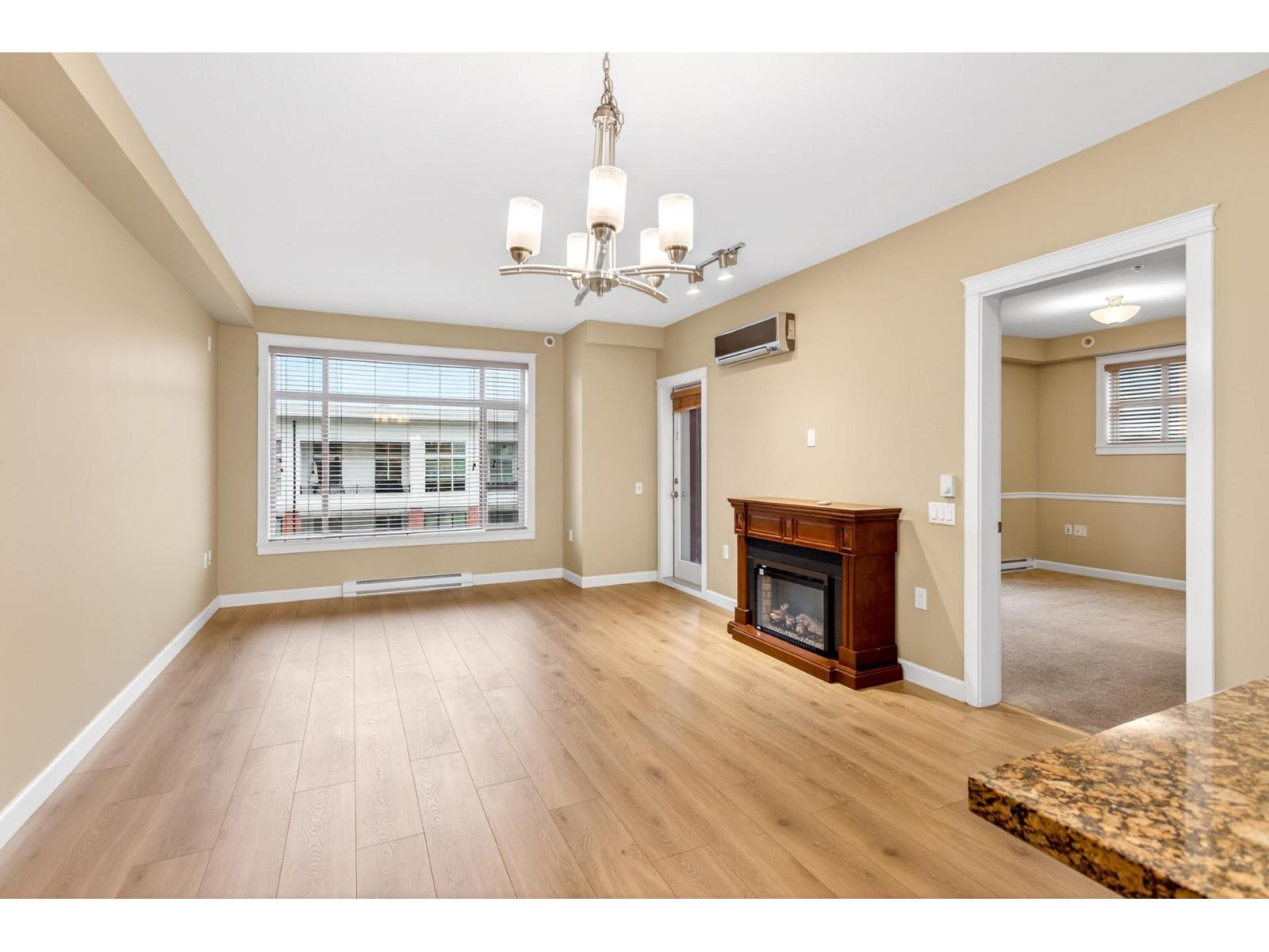 526 8157 207 Street, Langley, British Columbia  V2Y 0V3 - Photo 5 - R3079097