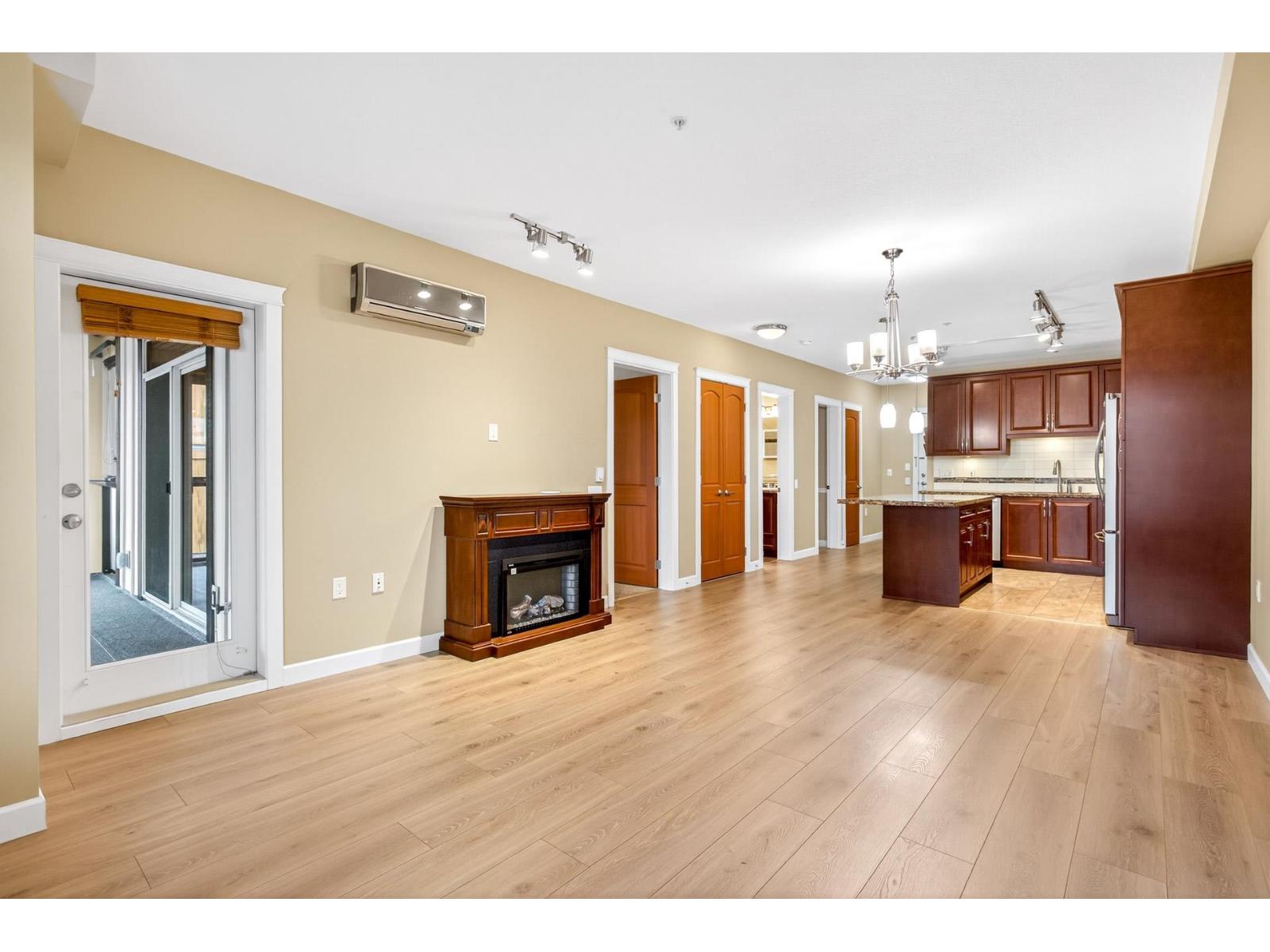 526 8157 207 Street, Langley, British Columbia  V2Y 0V3 - Photo 9 - R3079097