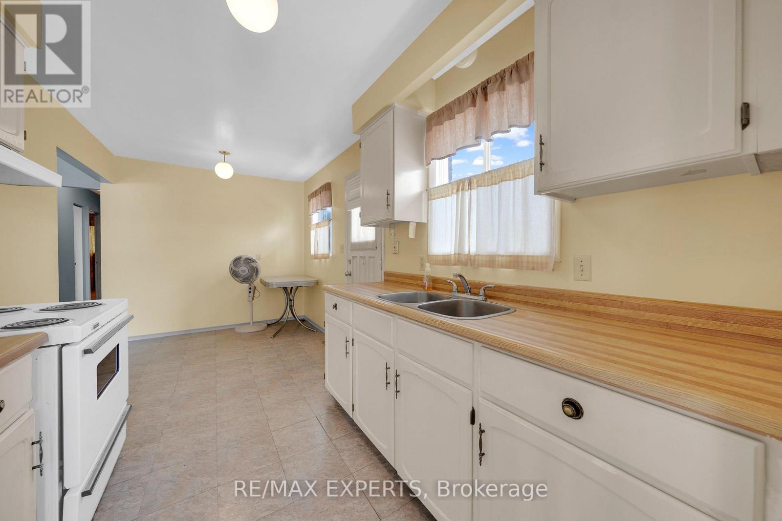 3 Milne Street, New Tecumseth, Ontario  L4N 7J1 - Photo 7 - N12692504