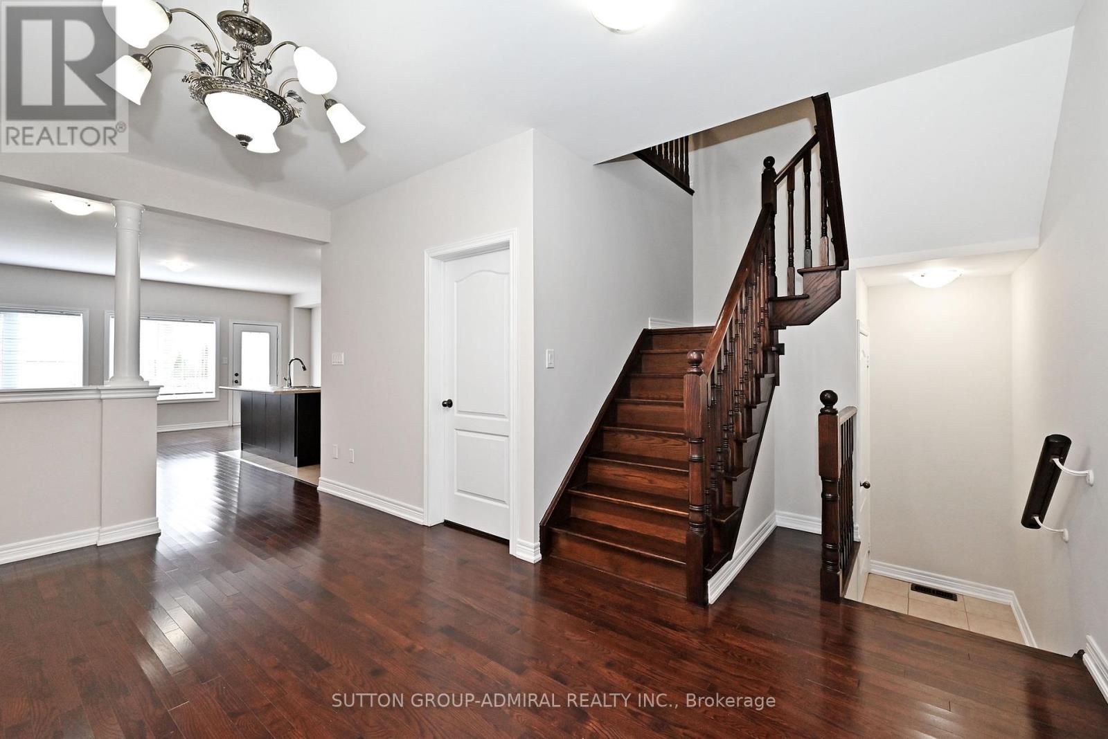 110 Southdown Avenue, Vaughan, Ontario  L6A 4N3 - Photo 21 - N12692580