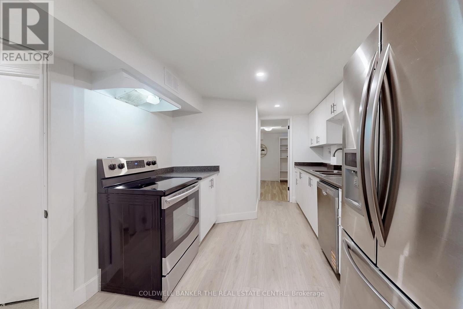 32 Hollingshead Drive, Aurora, Ontario  L4G 5K3 - Photo 12 - N12692620