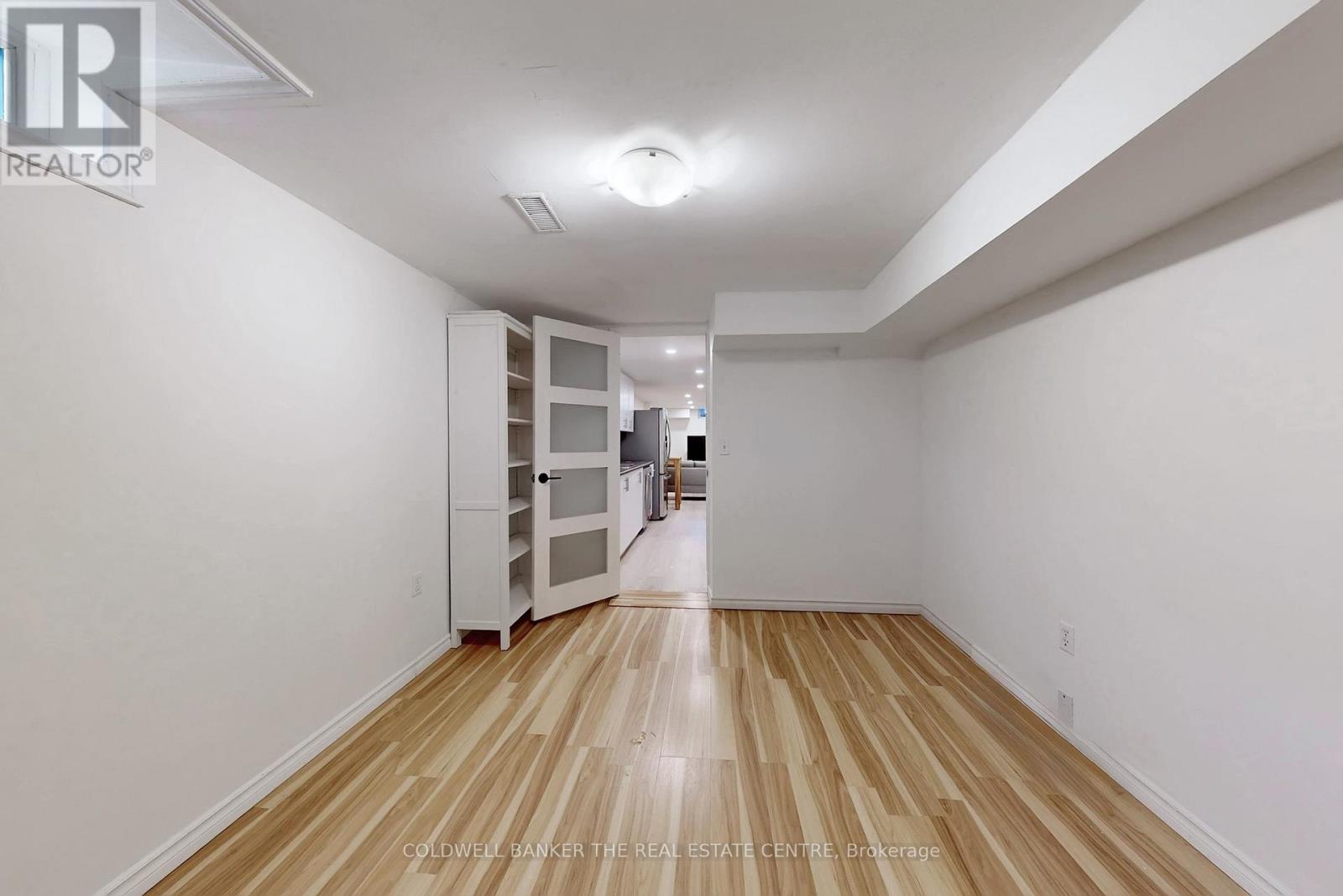 32 Hollingshead Drive, Aurora, Ontario  L4G 5K3 - Photo 22 - N12692620