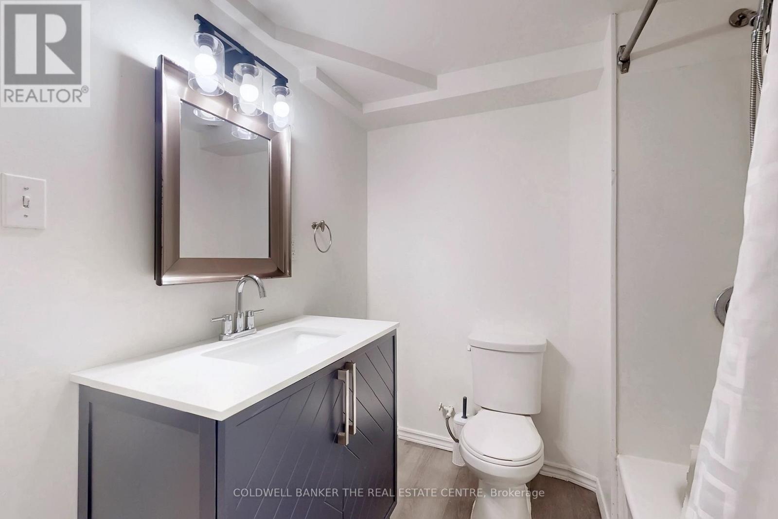 32 Hollingshead Drive, Aurora, Ontario  L4G 5K3 - Photo 23 - N12692620