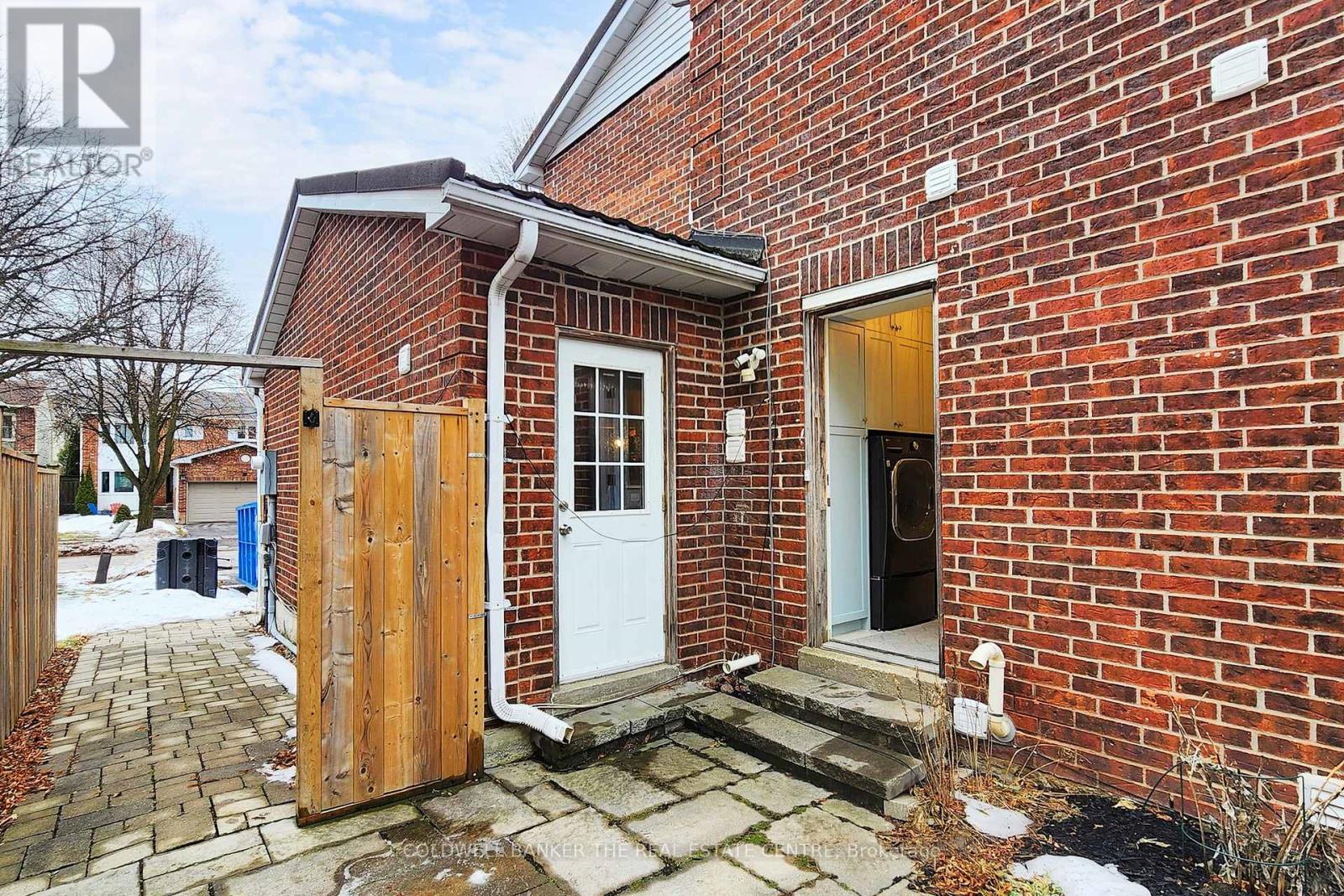 32 Hollingshead Drive, Aurora, Ontario  L4G 5K3 - Photo 30 - N12692620