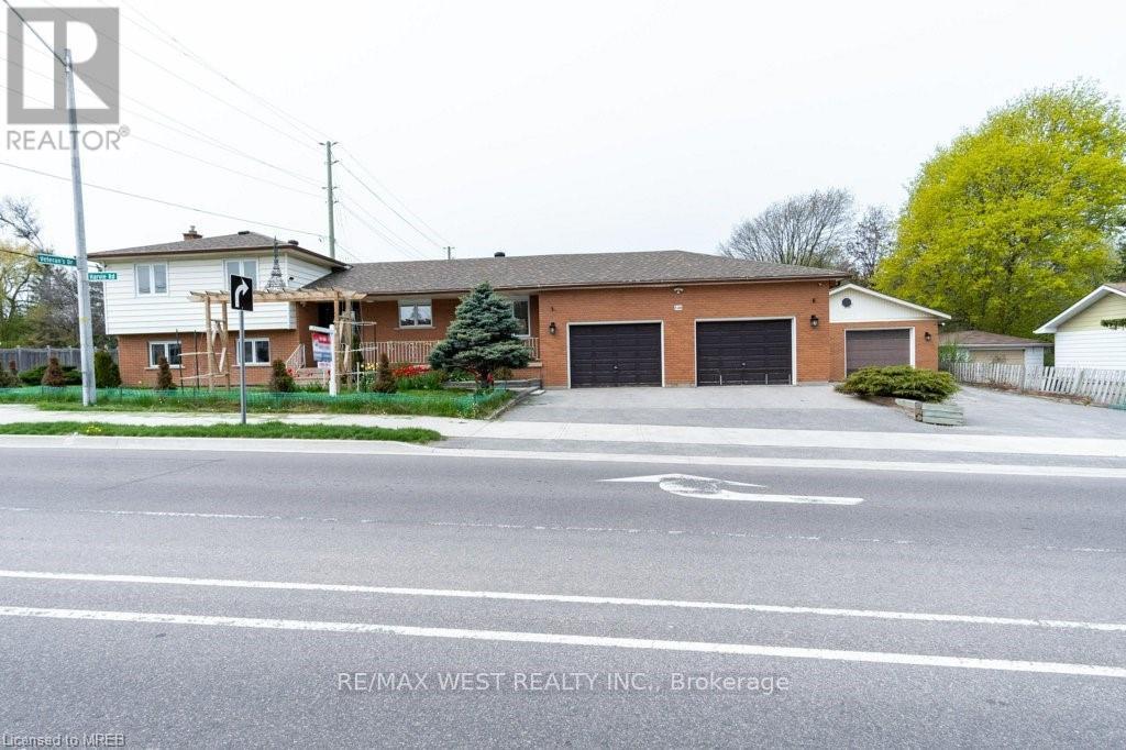 146 Harvie Road, Barrie, Ontario  L4N 9E3 - Photo 2 - S12692494