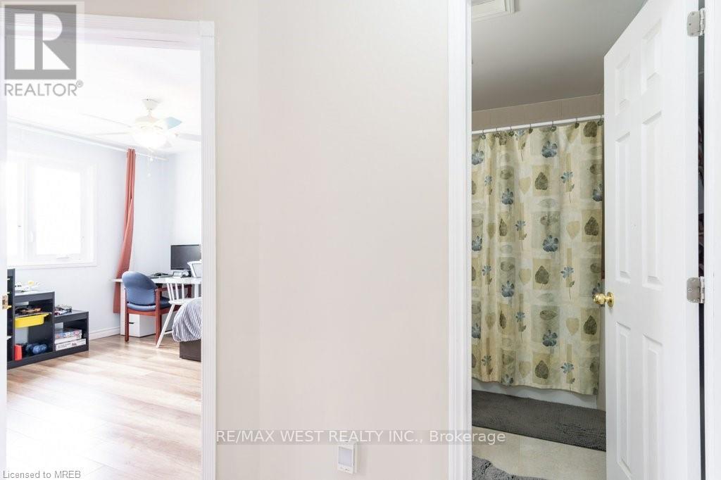 146 Harvie Road, Barrie, Ontario  L4N 9E3 - Photo 23 - S12692494