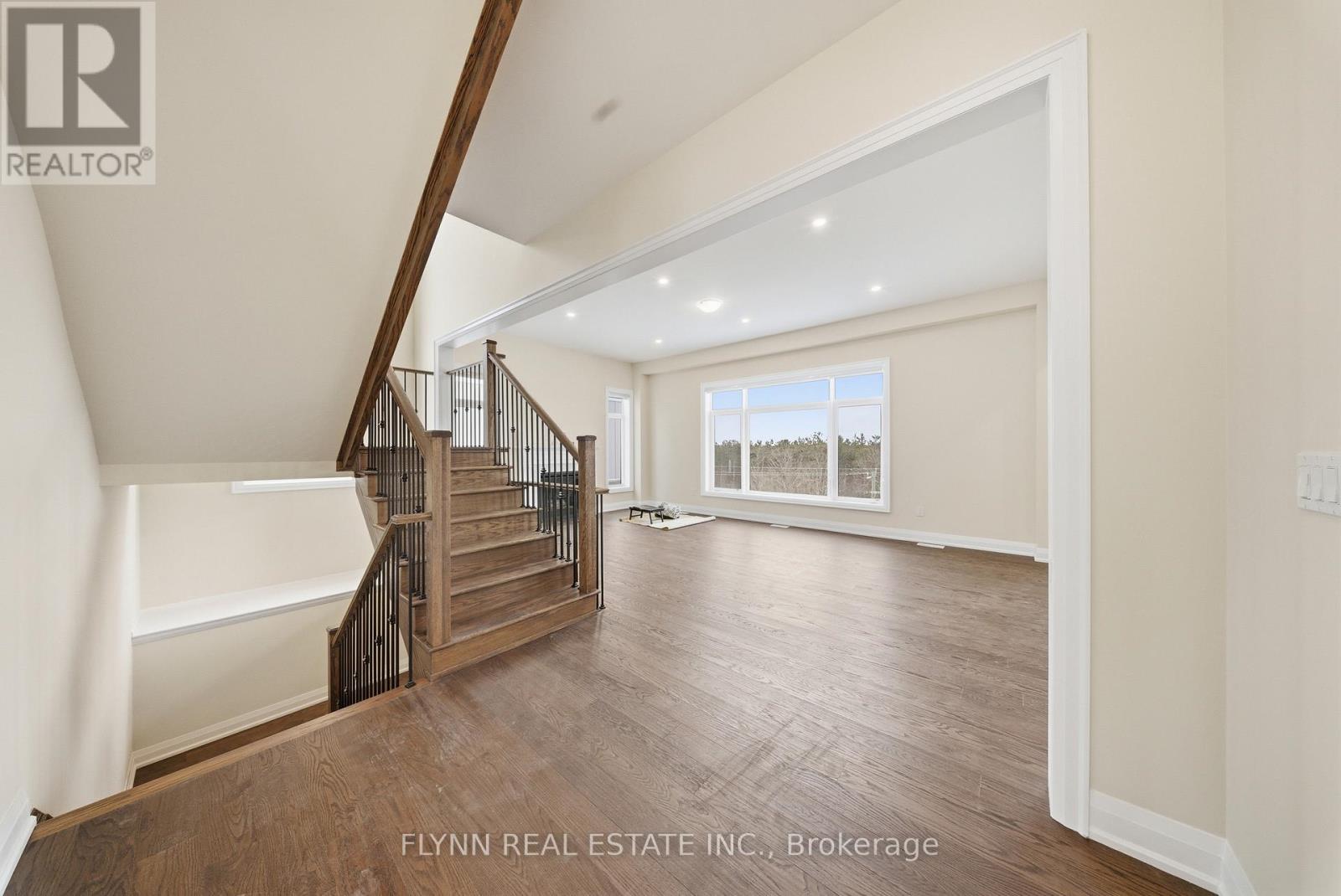 13 Aldwinckle Avenue, Oro-Medonte, Ontario  L0L 2L0 - Photo 13 - S12692628