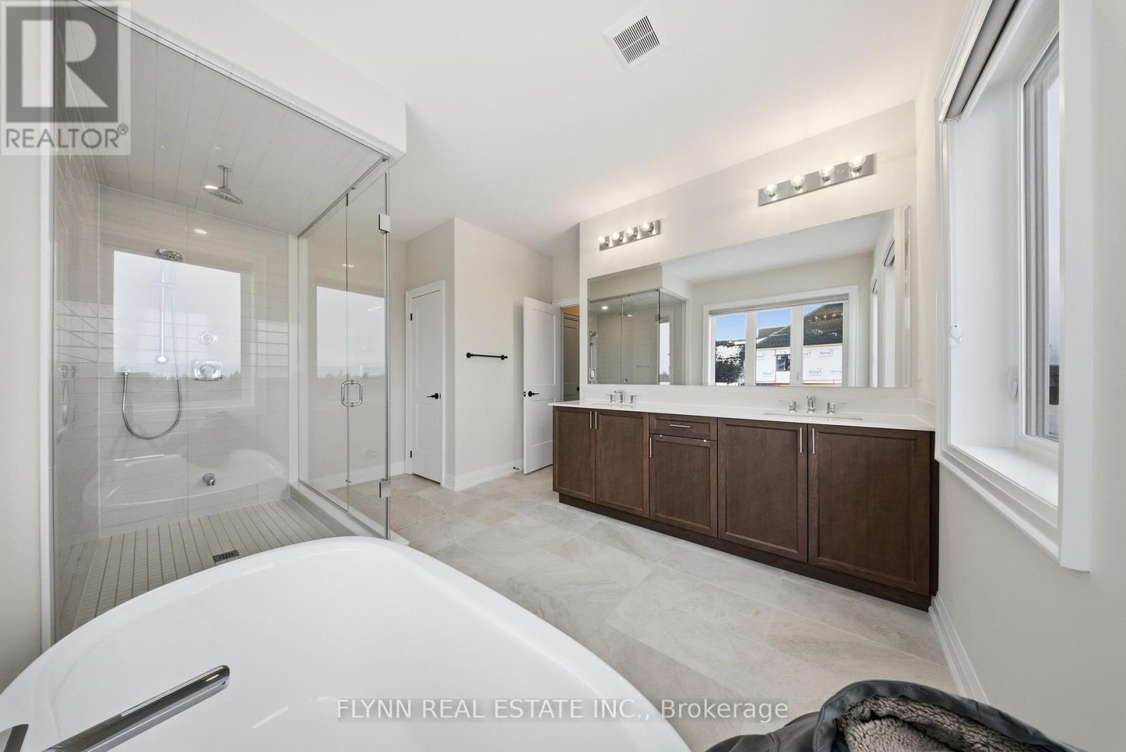 13 Aldwinckle Avenue, Oro-Medonte, Ontario  L0L 2L0 - Photo 42 - S12692628