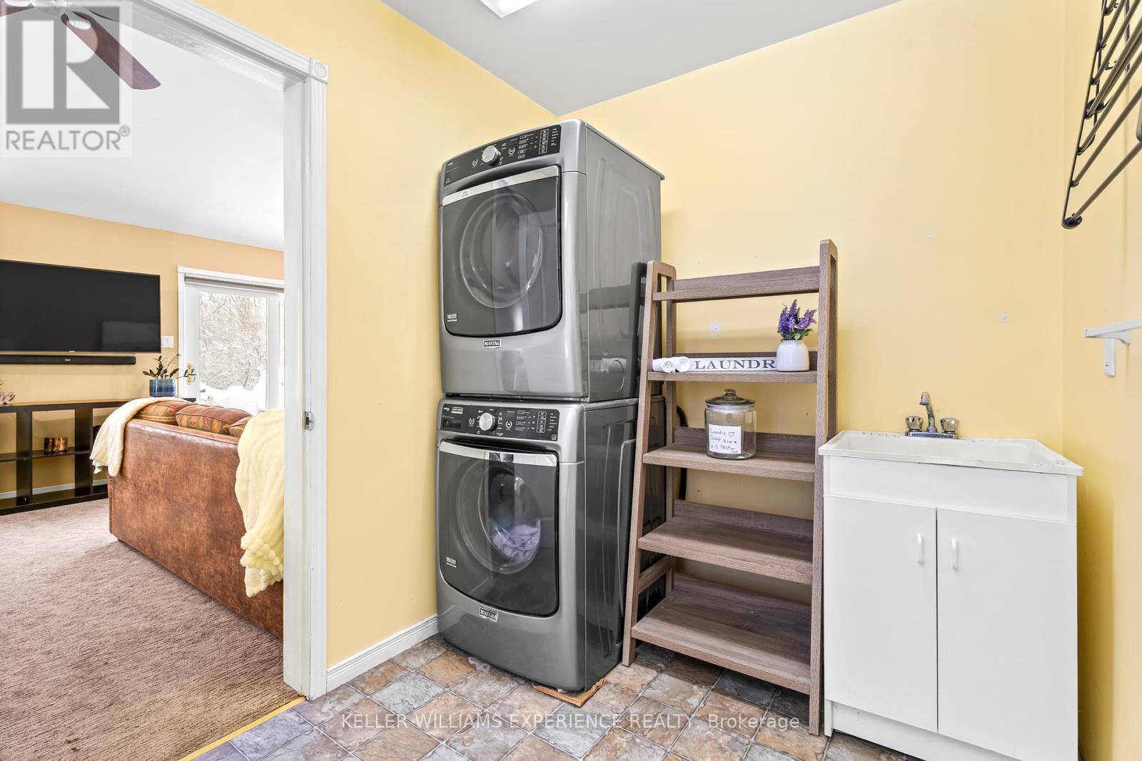 829 Memorial Avenue, Orillia, Ontario  L3V 0T7 - Photo 25 - S12629192