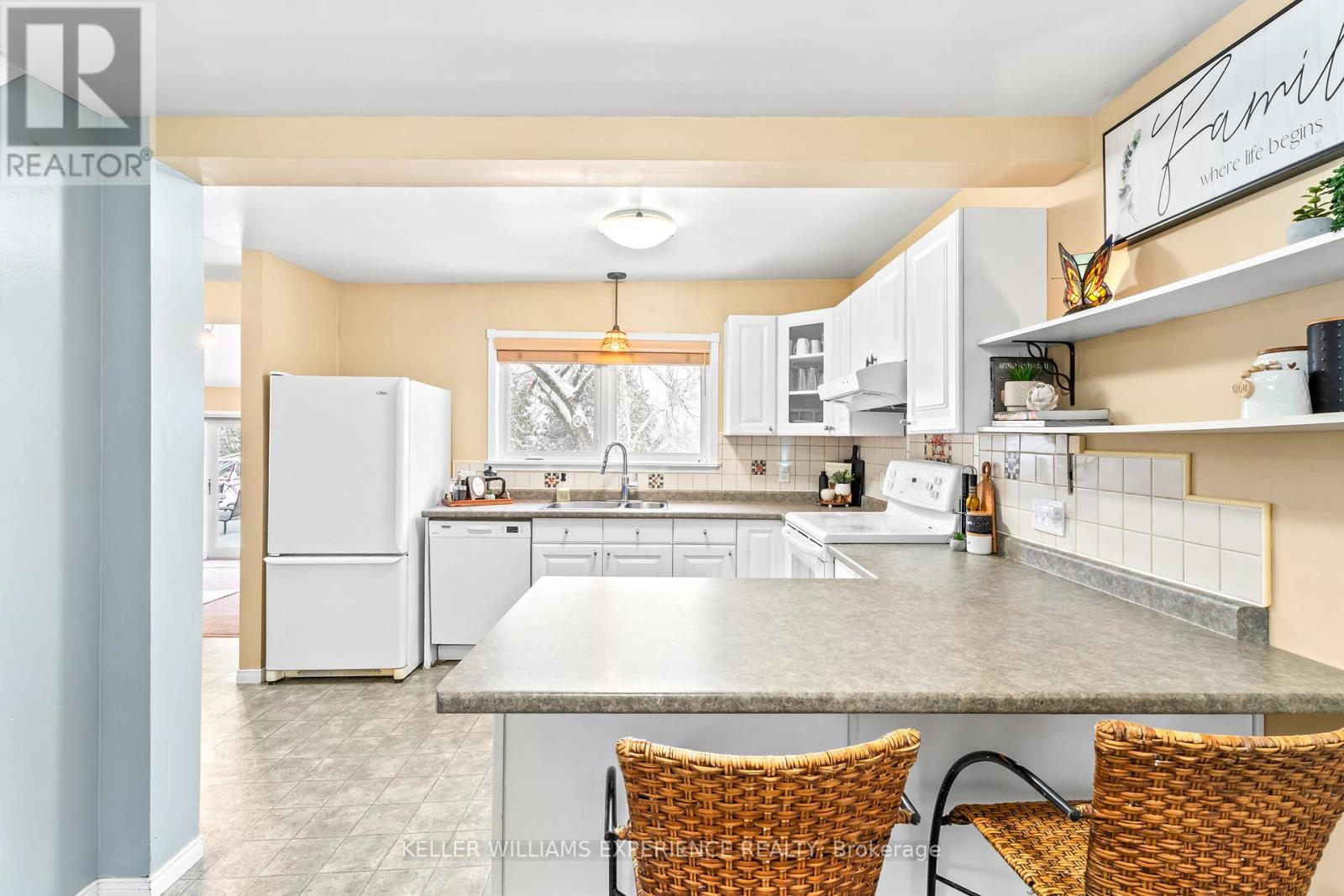 829 Memorial Avenue, Orillia, Ontario  L3V 0T7 - Photo 8 - S12629192