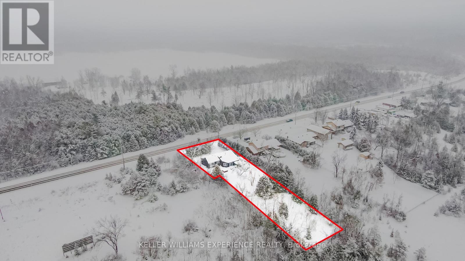 829 Memorial Avenue, Orillia, Ontario  L3V 0T7 - Photo 39 - S12629192