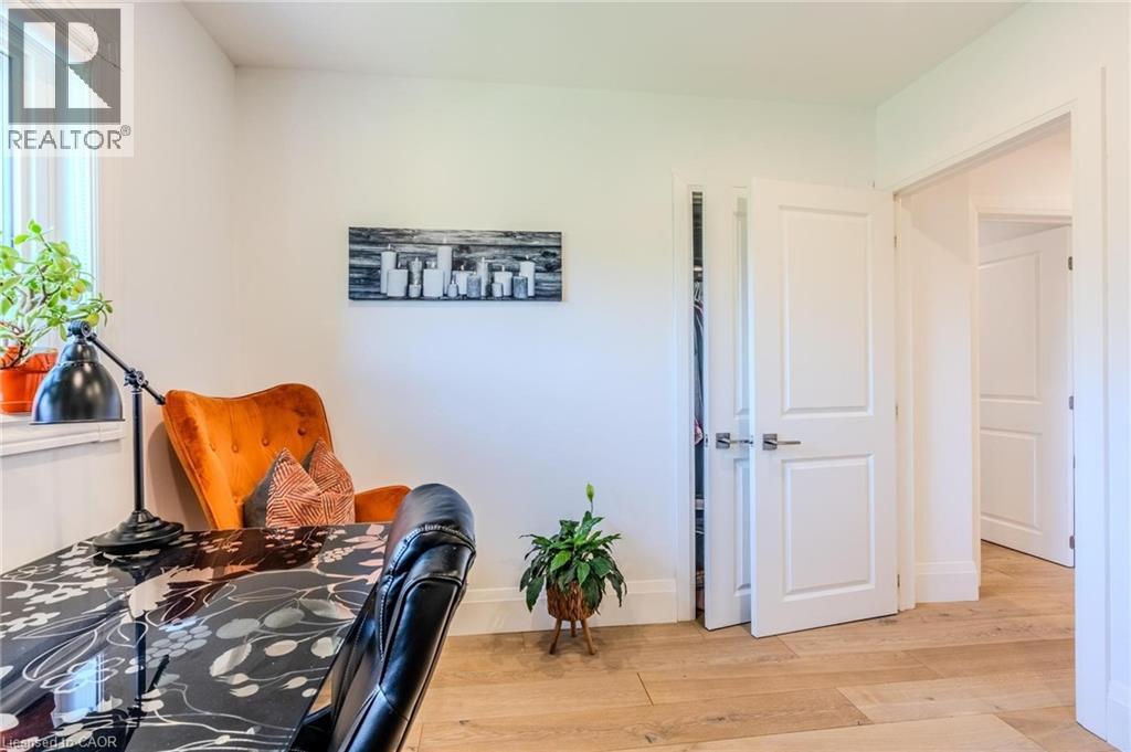 23 West Hampton Road, St. Catharines, Ontario  L2T 3E6 - Photo 25 - 40798208