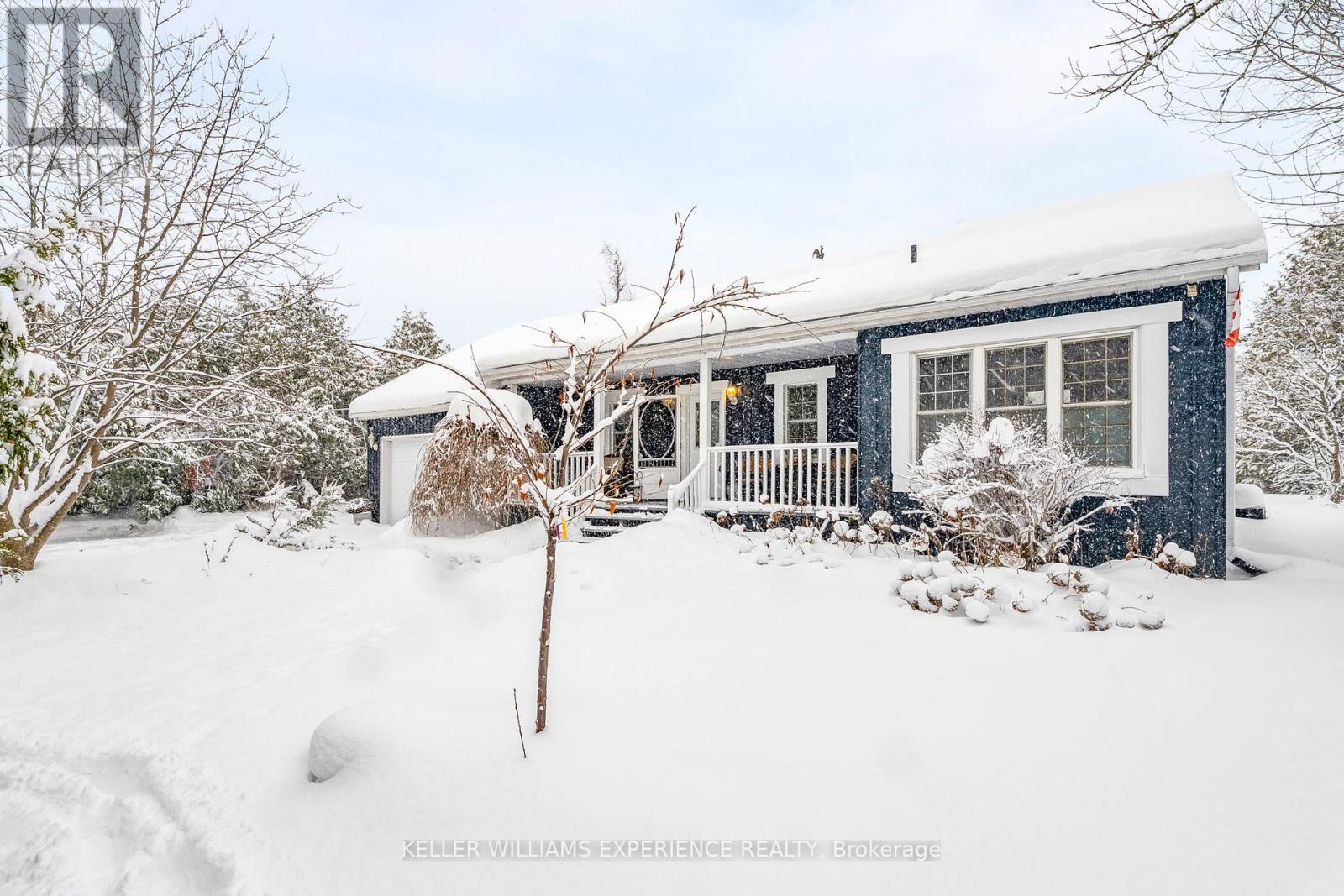 829 Memorial Avenue, Orillia, Ontario  L3V 0T7 - Photo 2 - S12629192