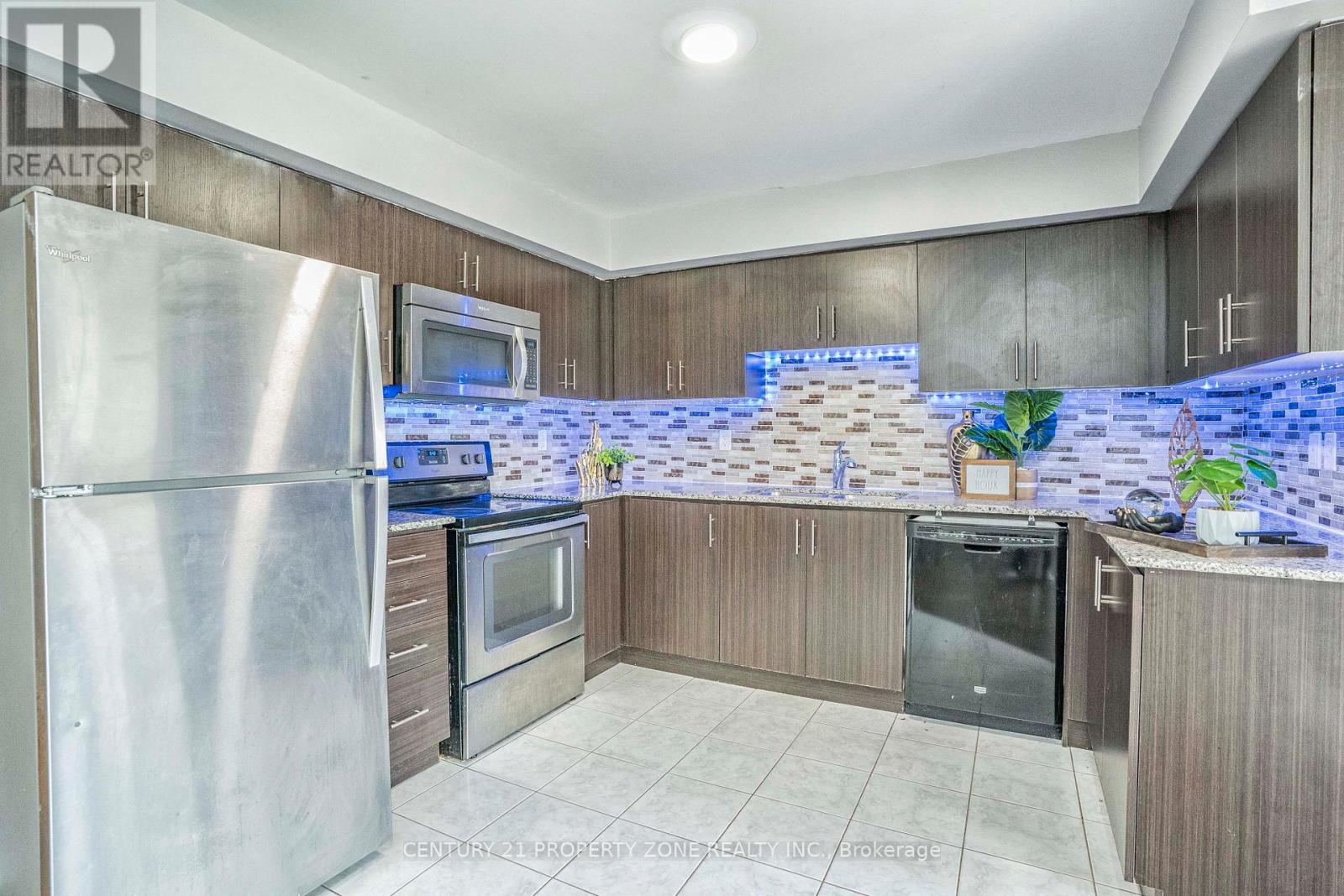 4 - 2500 Post Road, Oakville, Ontario  L6H 0K1 - Photo 10 - W12692472