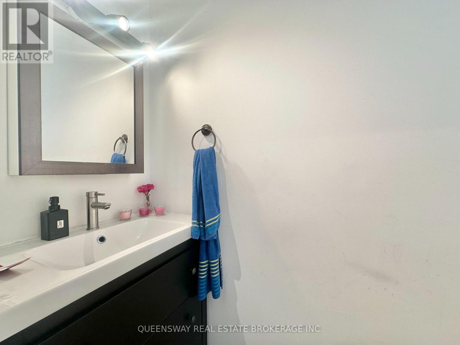 56 - 5260 Mcfarren Boulevard W, Mississauga, Ontario  L5M 7J2 - Photo 9 - W12692508