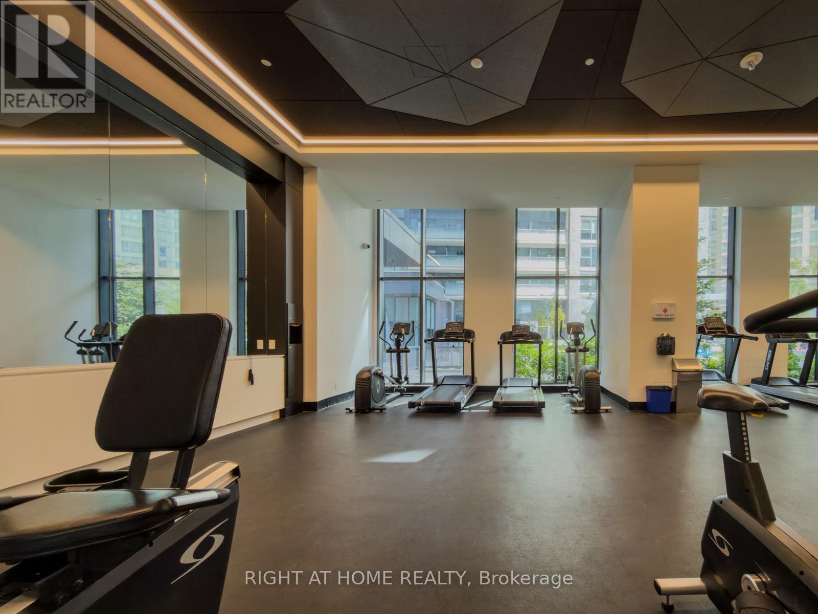 1404 - 30 Samuel Wood Way, Toronto, Ontario  M9B 0C9 - Photo 27 - W12692516