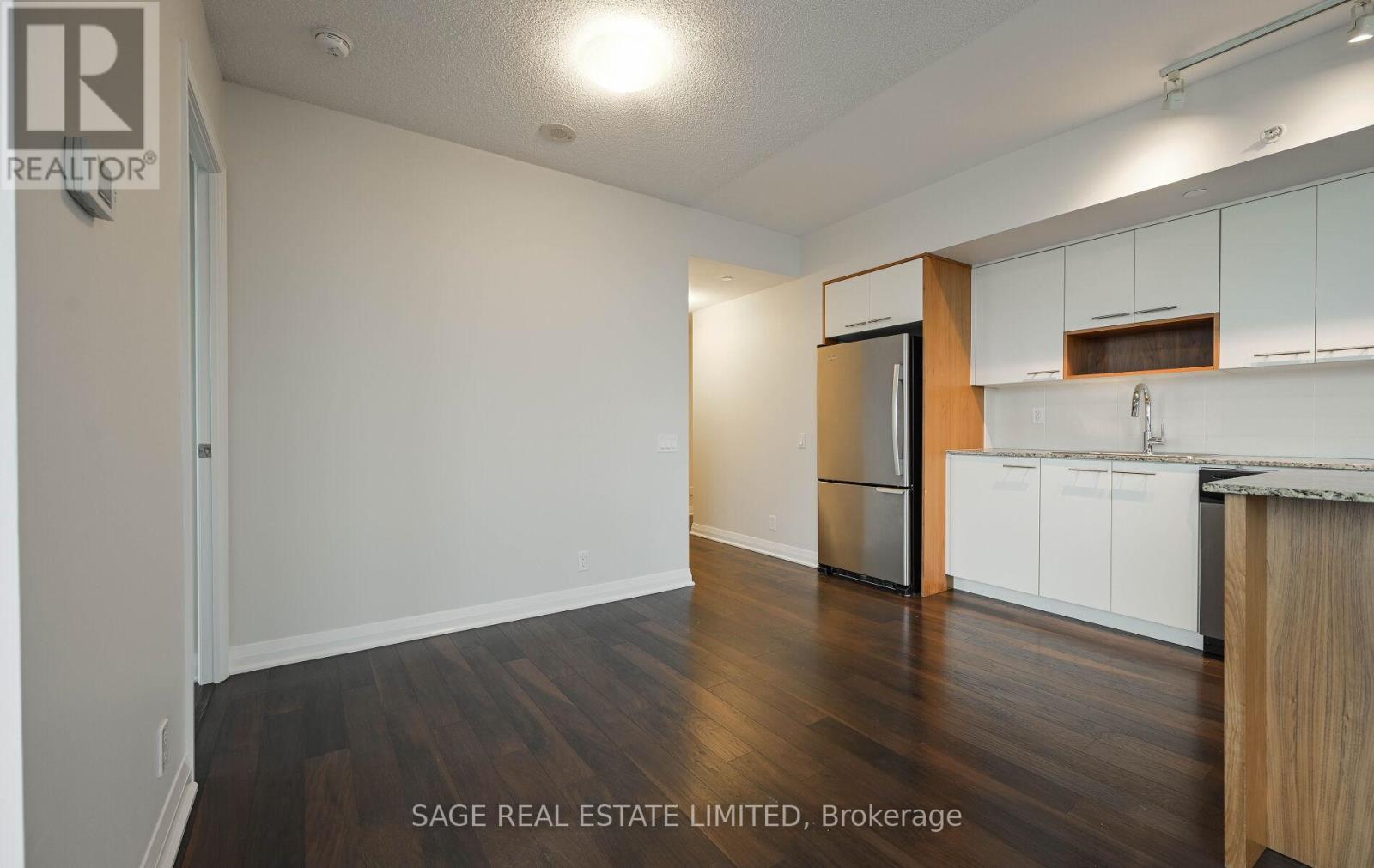 2110 - 5 Valhalla Inn Road, Toronto, Ontario  M9B 0B1 - Photo 12 - W12692534