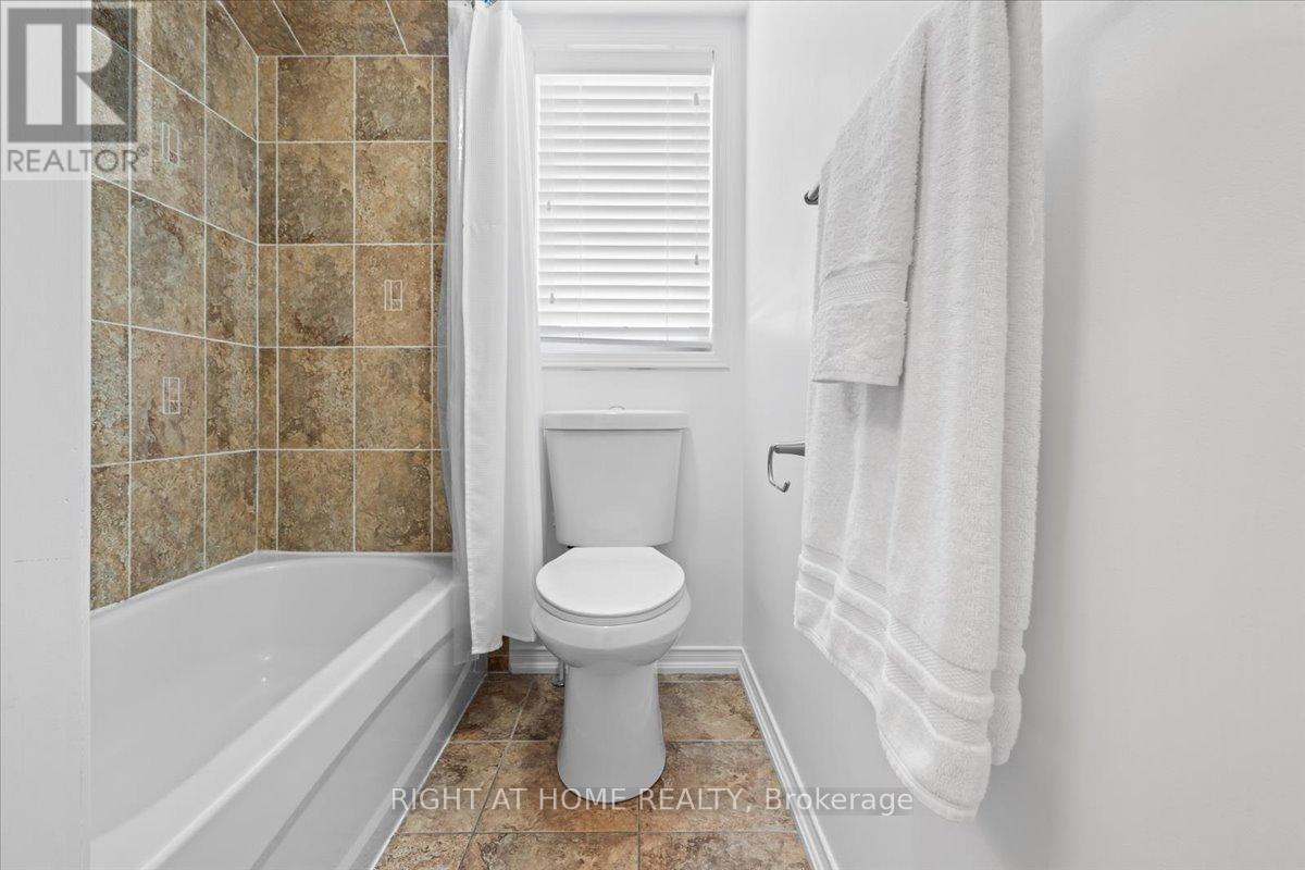 11 - 149 Isaac Devins Boulevard, Toronto, Ontario  M9M 0C5 - Photo 26 - W12692540