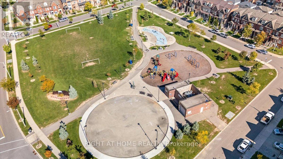 11 - 149 Isaac Devins Boulevard, Toronto, Ontario  M9M 0C5 - Photo 33 - W12692540