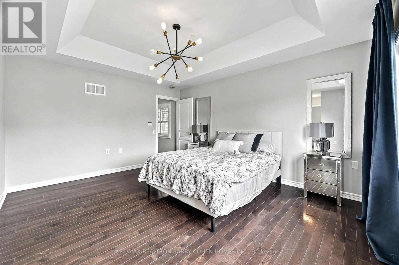 21 Meadowcreek Road, Caledon, Ontario  L7C 3Y9 - Photo 13 - W12692582