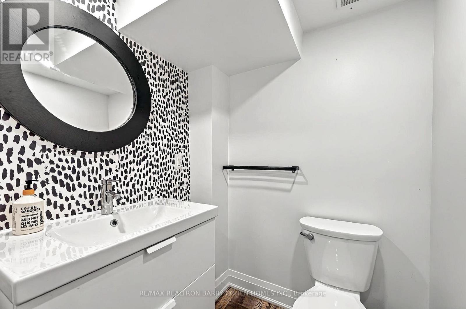 21 Meadowcreek Road, Caledon, Ontario  L7C 3Y9 - Photo 26 - W12692582