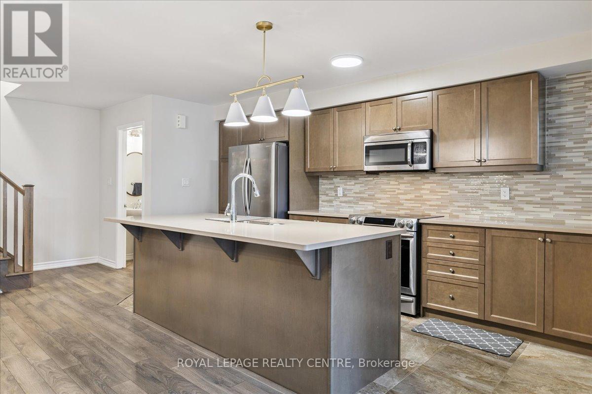 3087 Mistletoe Gardens, Oakville, Ontario  L6M 0Y7 - Photo 15 - W12692598