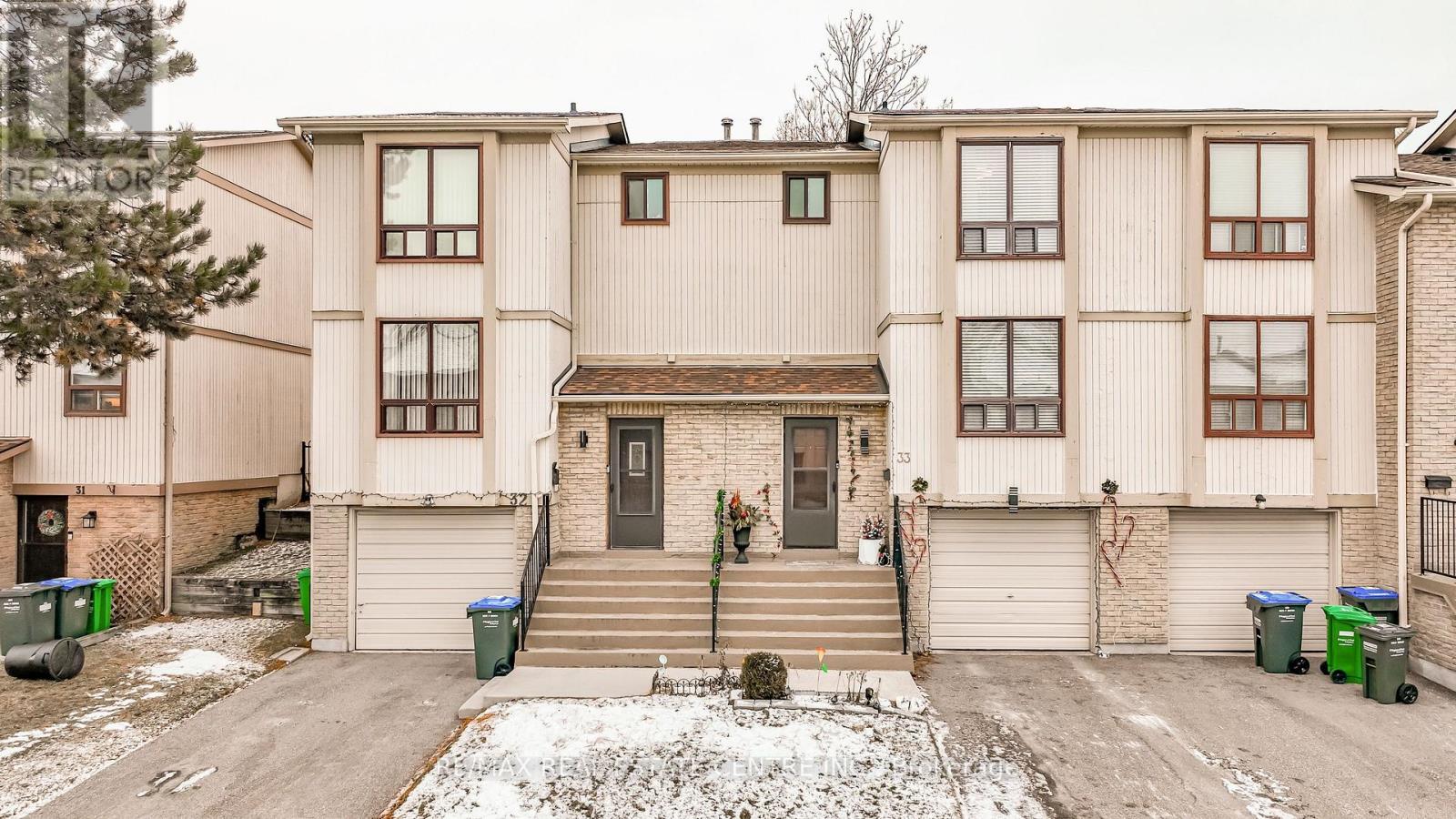 33 - 33 Guildford Crescent, Brampton, Ontario  L6S 3K2 - Photo 1 - W12692626