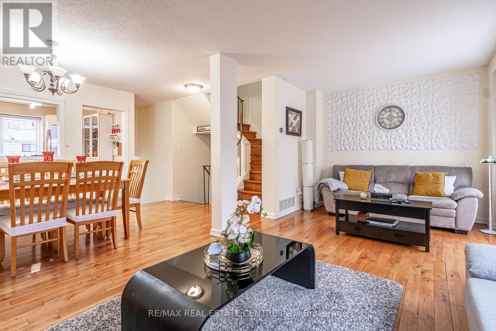 33 - 33 Guildford Crescent, Brampton, Ontario  L6S 3K2 - Photo 10 - W12692626