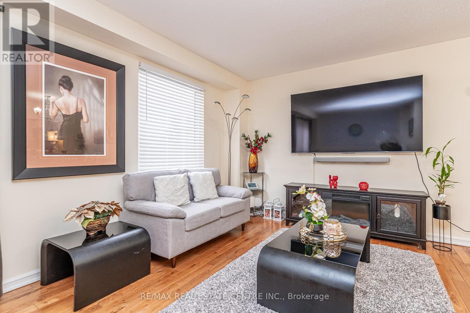 33 - 33 Guildford Crescent, Brampton, Ontario  L6S 3K2 - Photo 7 - W12692626