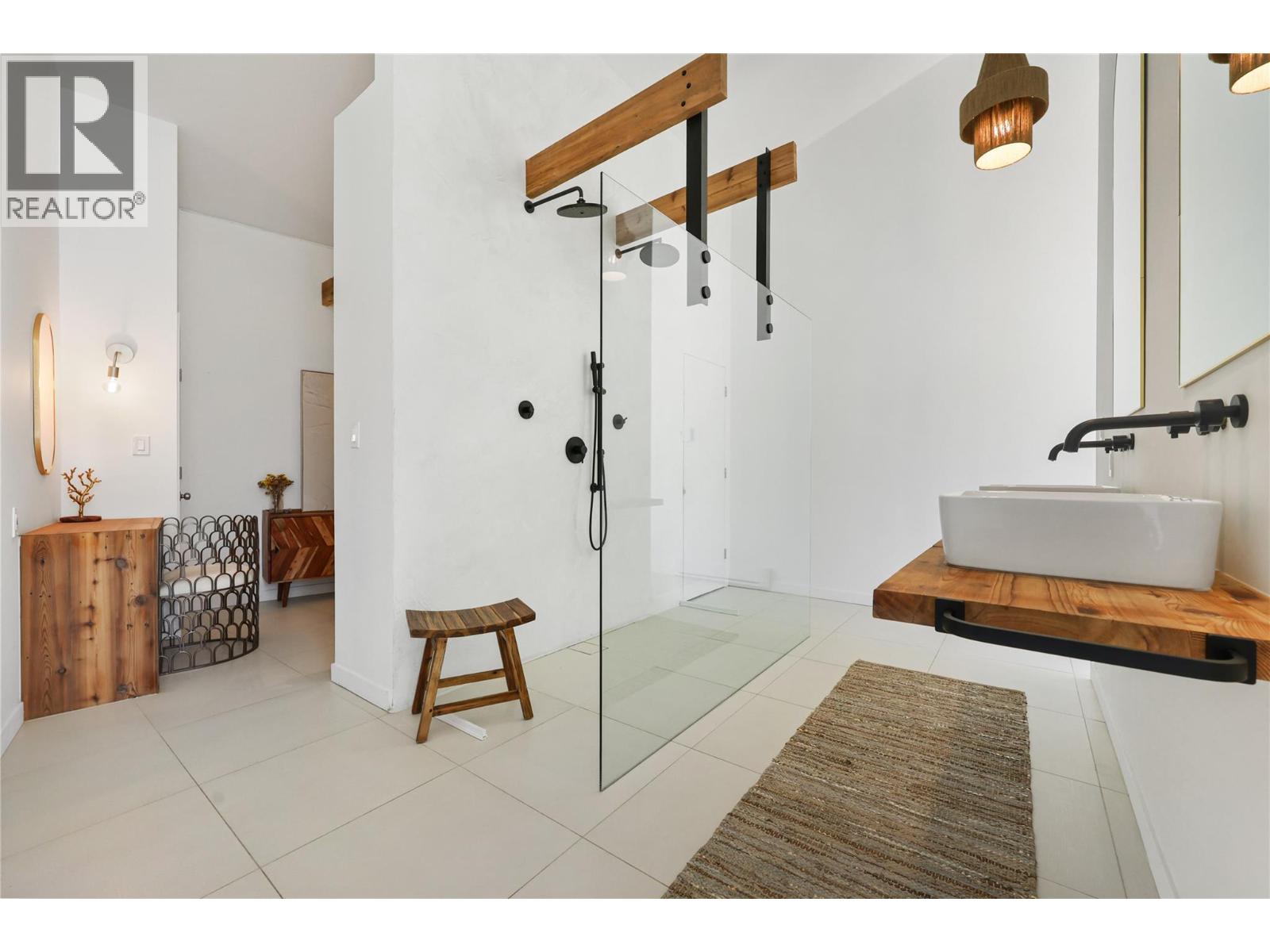 1876 Dewdney Road, Kelowna, British Columbia  V1V 2C3 - Photo 19 - 10372523