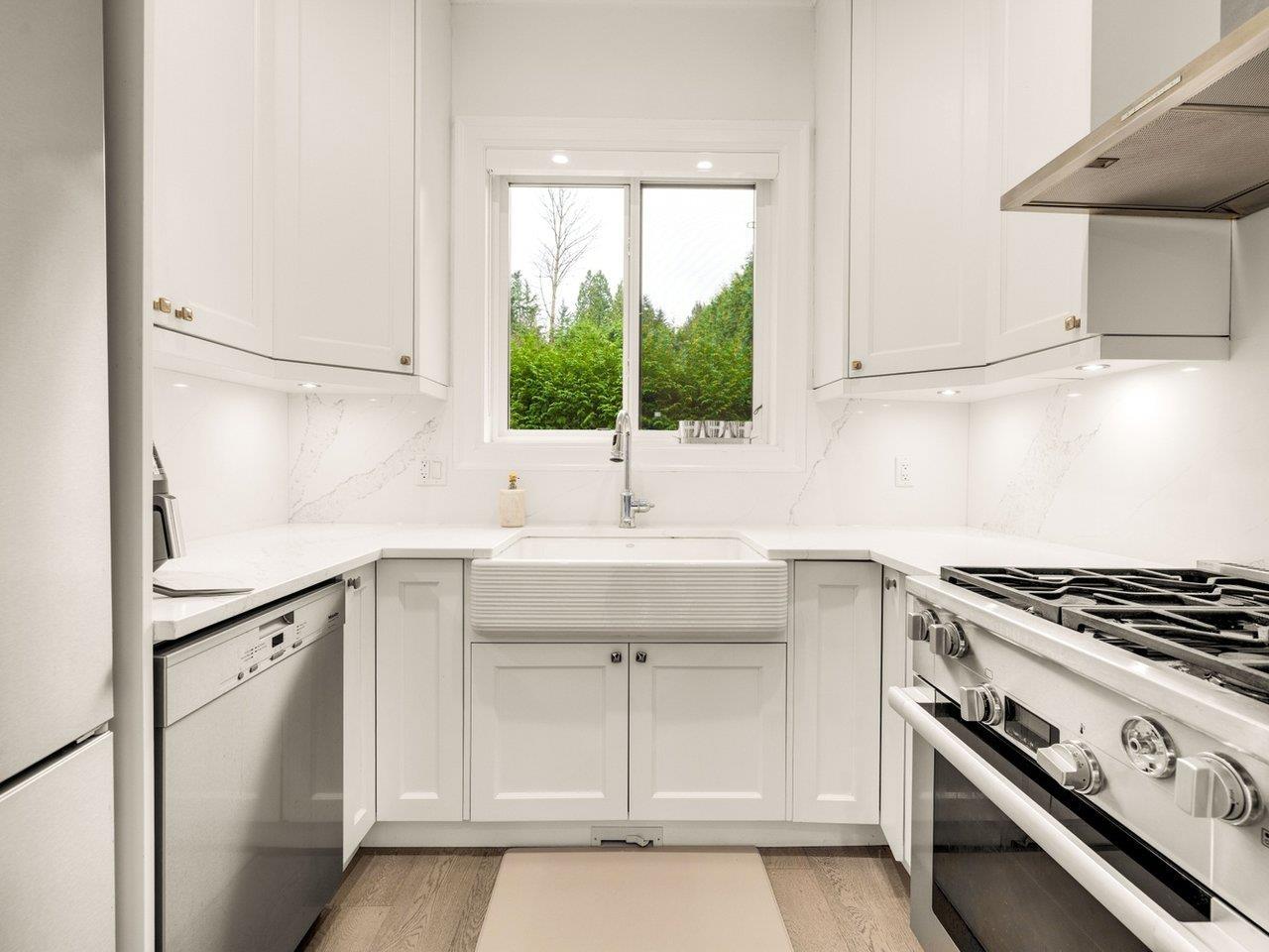 16738 Mcnair Drive, Surrey, British Columbia  V3Z 0P9 - Photo 15 - R3074591