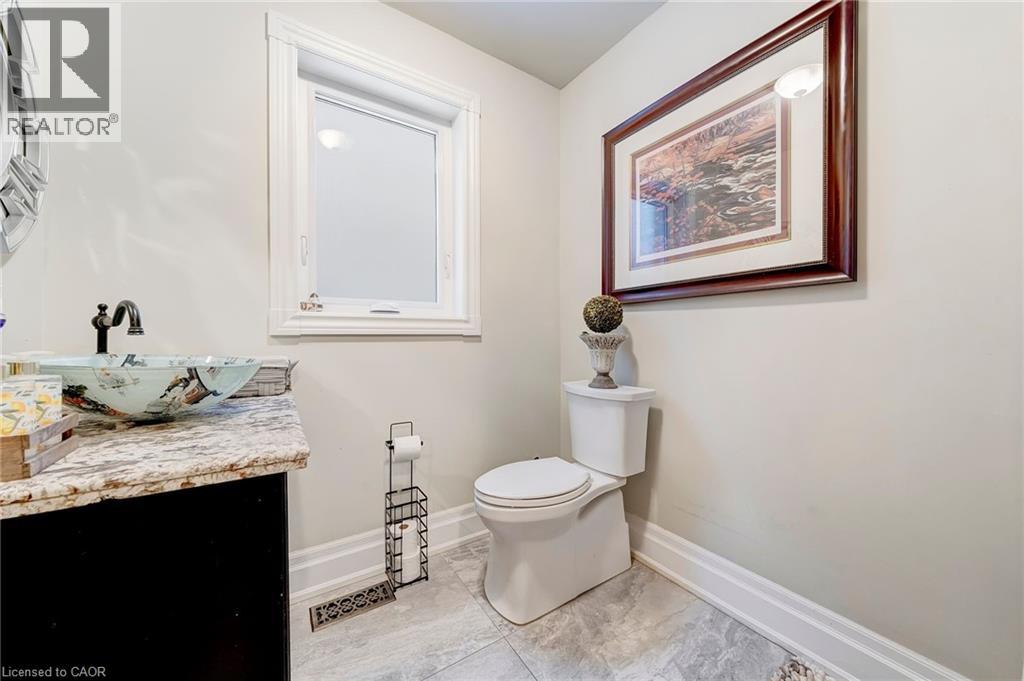 22 Caswell Drive, Hamilton, Ontario  L9C 7N2 - Photo 16 - 40796230