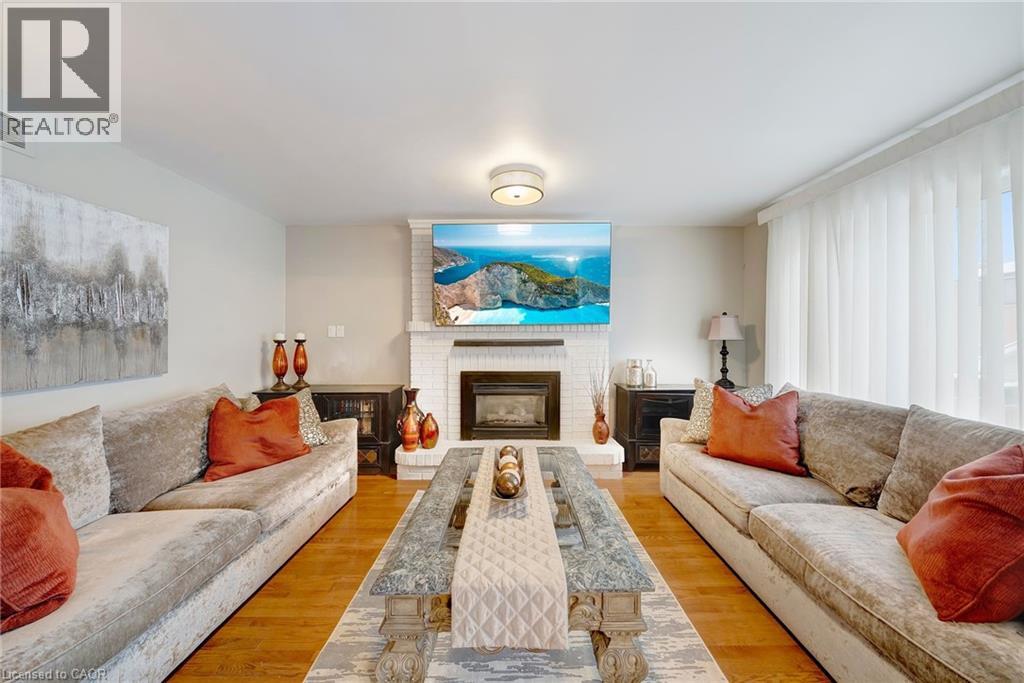 22 Caswell Drive, Hamilton, Ontario  L9C 7N2 - Photo 14 - 40796230