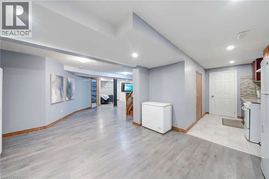 22 Caswell Drive, Hamilton, Ontario  L9C 7N2 - Photo 34 - 40796230