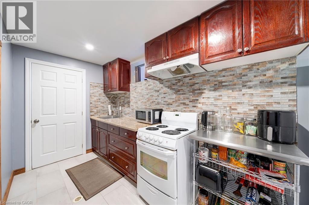 22 Caswell Drive, Hamilton, Ontario  L9C 7N2 - Photo 36 - 40796230